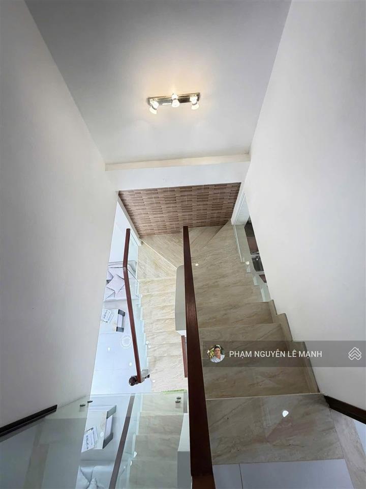 Bán nhà gò cẩm đệm  bảy hiền  tân bình  nở hậu 8m  nhà mới đẹp  2 tầng  79,8m  8,2t tl