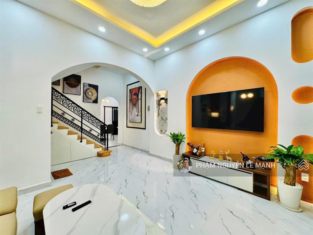 Bán nhà phan đình phùng, p.1, phú nhuận, 4 tầng, 52m², 5pn, full nội thất cao cấp, 9,9t tl