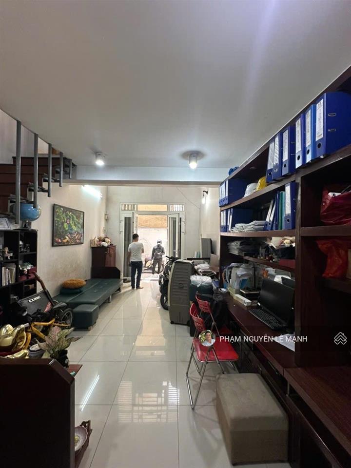 Bán nhà trường chinh p.4 tân bình 4 tầng đúc btct 3pn 3wc  29,2m2(3.5x8.5) 5,3t tl