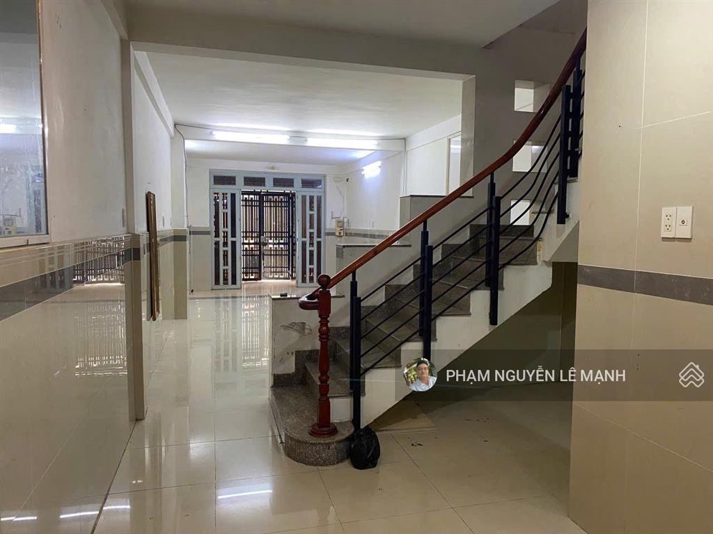 70m2 (3,9x18m) 2 lầu hxh 9 tỷ tl trường chinh p14 tân bình