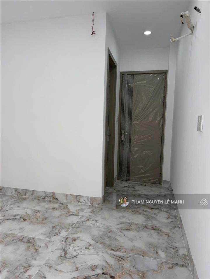 Hxh 6m 24m2 (3,3x7m) 4 tầng 2pn 3wc full nt 5,25t tl lạc long quân p.9 tân bình