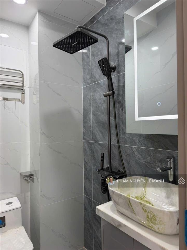 Hxh 6m 24m2 (3,3x7m) 4 tầng 2pn 3wc full nt 5,25t tl lạc long quân p.9 tân bình