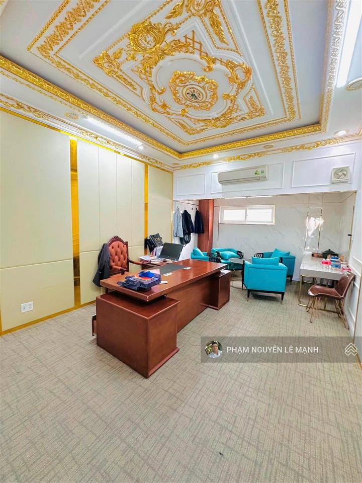 Văn phòng thang máy khu k300 tân bình dt 95m2 giá 28triệu/tháng free quản lý hầm xe rộng có bảo vệ