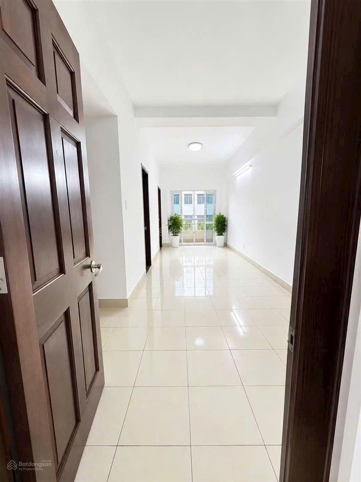 Cần bán cc khang gia giá cực mềm sẵn sổ hồng 2pn. 2vs nhà đẹp giá 2tỷ800tr  0971 740 *** thúy anh