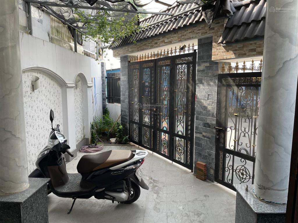 Nhà cho thuê nguyên căn gần trung tâm tp thủ đức mới (q2 cũ)