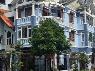 Ngợp bank bán gấp biệt thự góc 2 mt sông giồng hầm 4 tầng, đơn giá chỉ 190 triệu/m2 rẻ nhất khu