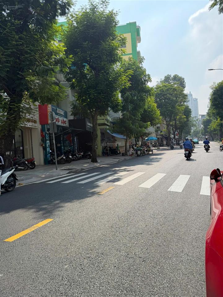 Ngay chợ bến thành  building 6 tầng  vị trí siêu đẹp  chủ thiện chí bán gấp hạ 9 tỷ chỉ 43 tỷ