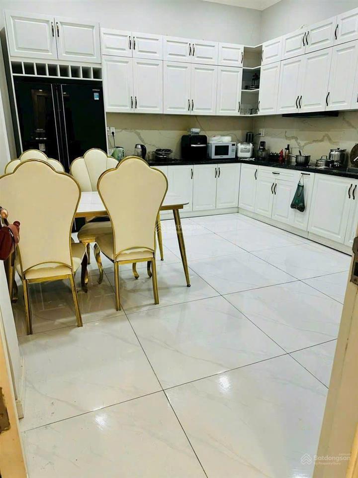 Bán nhà mặt tiền lý văn phức tân định q1  4.1x21m  4 tầng mới đẹp  hdt 68 triệu/tháng  32 tỷ