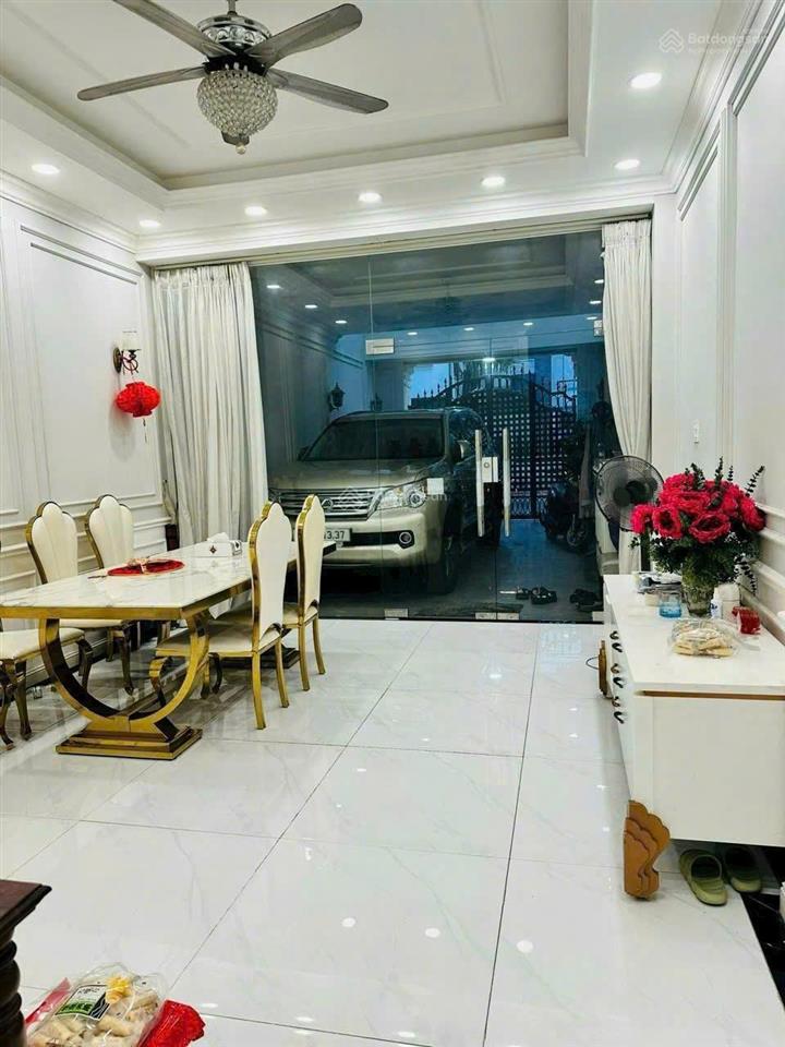 Bán nhà mặt tiền lý văn phức tân định q1  4.1x21m  4 tầng mới đẹp  hdt 68 triệu/tháng  32 tỷ