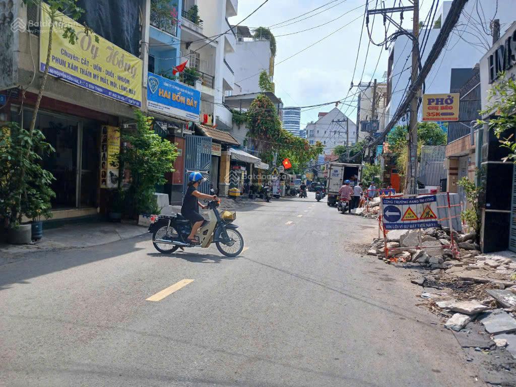 Bán building mặt tiền nguyễn cửu vân  8x25m  hầm 7 tầng  chủ đang cần bán giá đầu tư 63 tỷ