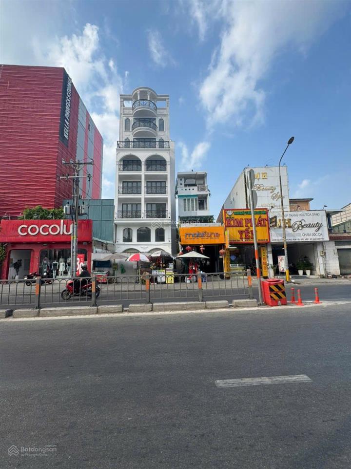Building mới 100%  hầm 8 tầng  đầy đủ pccc  mặt tiền quang trung (8x30m) 65 tỷ (zalo 0937 699 ***)