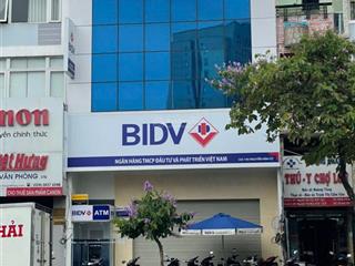 Bán ngân hàng bidv đang thuê 170 triệu/tháng  mt nguyễn văn cừ (8x20m  129.9m2) (zalo 0937 699 ***)