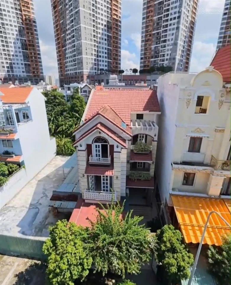 Biệt thự mặt tiền kdc văn minh view công viên  dts 271m  3 tầng đẹp  sân vườn tiểu cảnh  38 tỷ