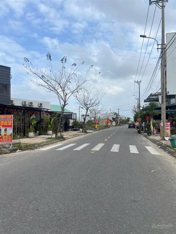 Chính chủ lô fpt  hoà hải  ngay khu công nghệ cao  ngang 6m xây đẹp