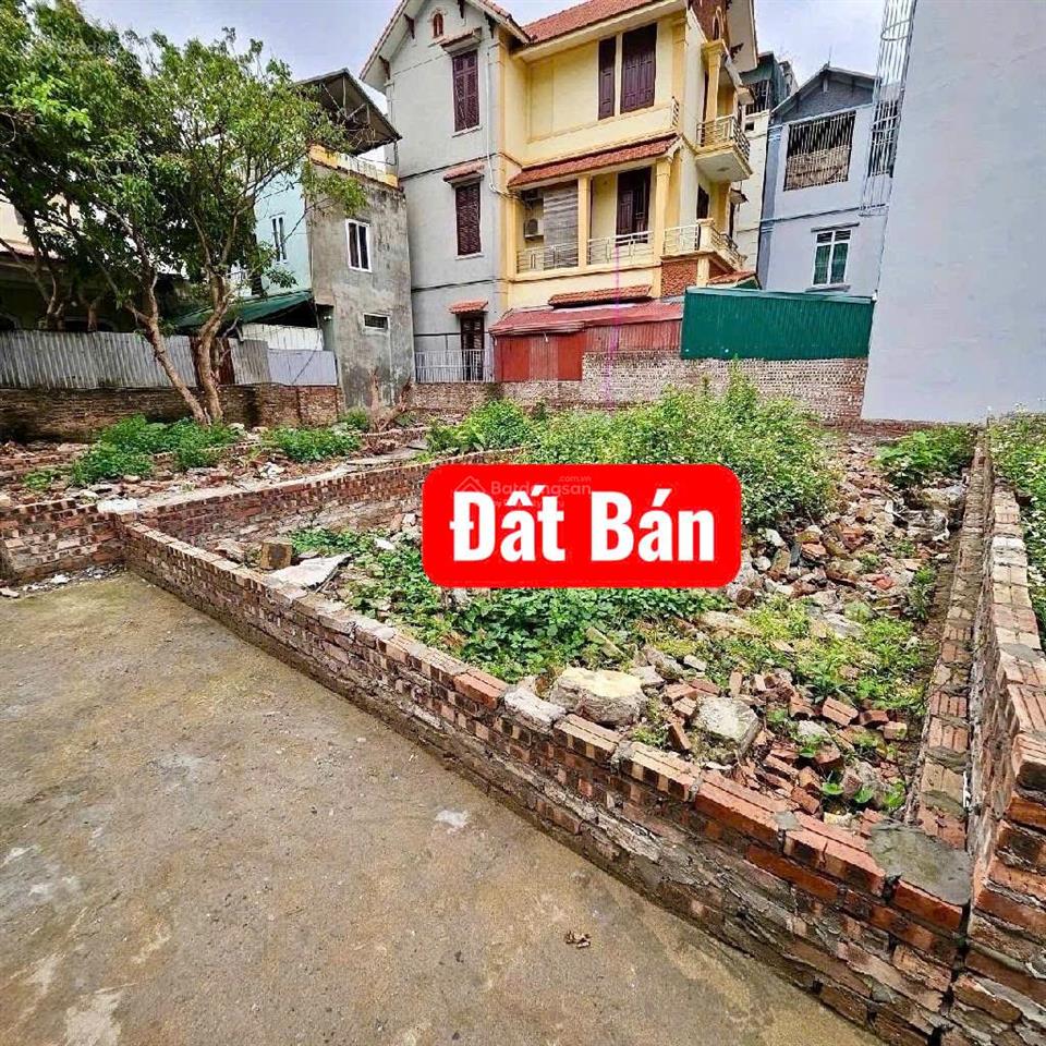 Đất đẹp nở hậu mặt đường 13,5m ngay đối diện aeon mall long biên (ngõ 206 cổ linh), giá đầu tư