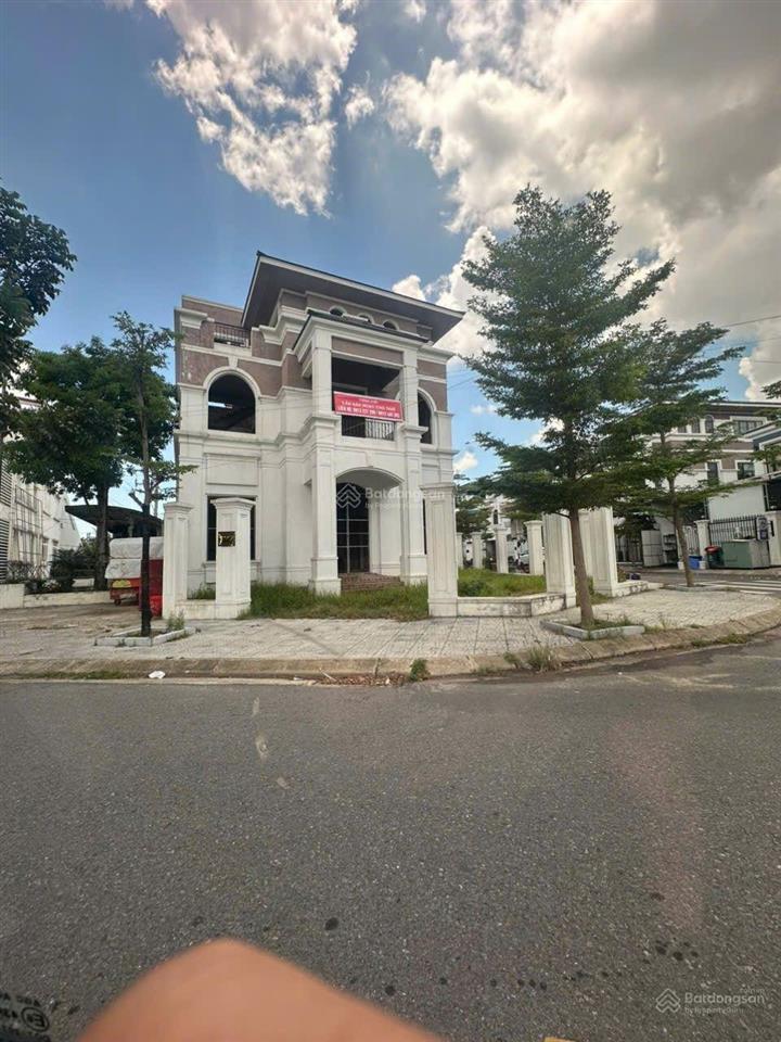 Bán bt tại om6  1 biệt thự, fidel central park, 18,666 tỷ, 271m2