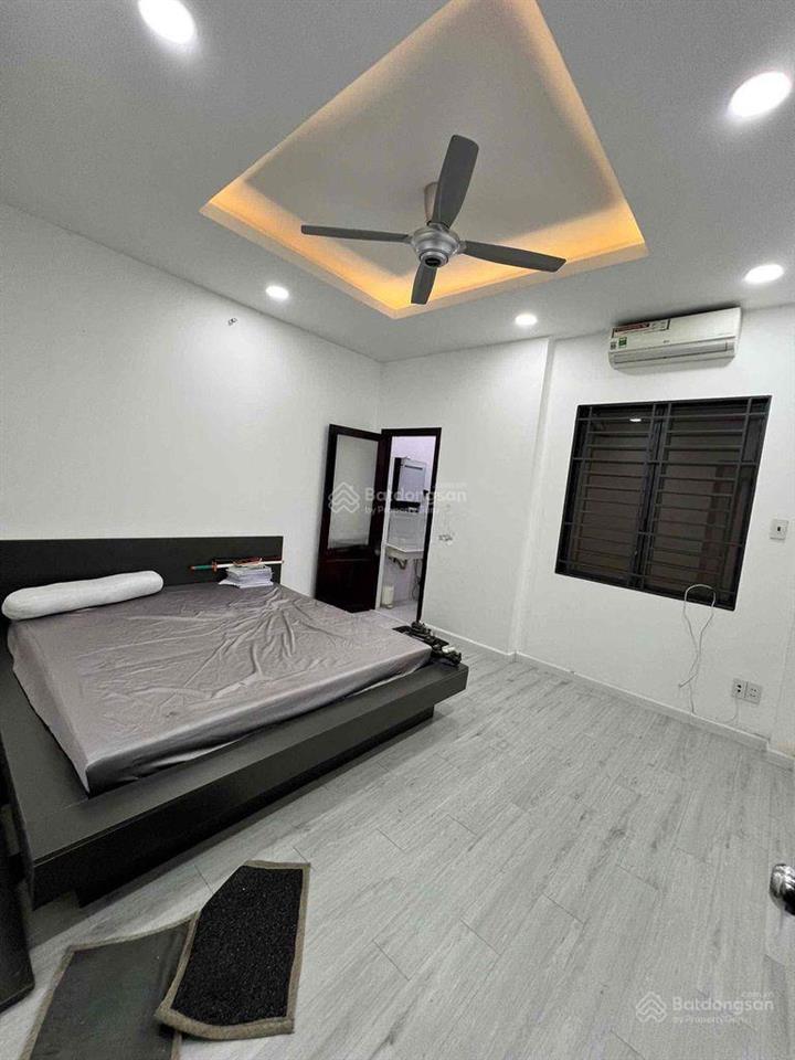 Bán nhà mới  hxh  đào duy anh  phú nhuận  64m2  4 tầng