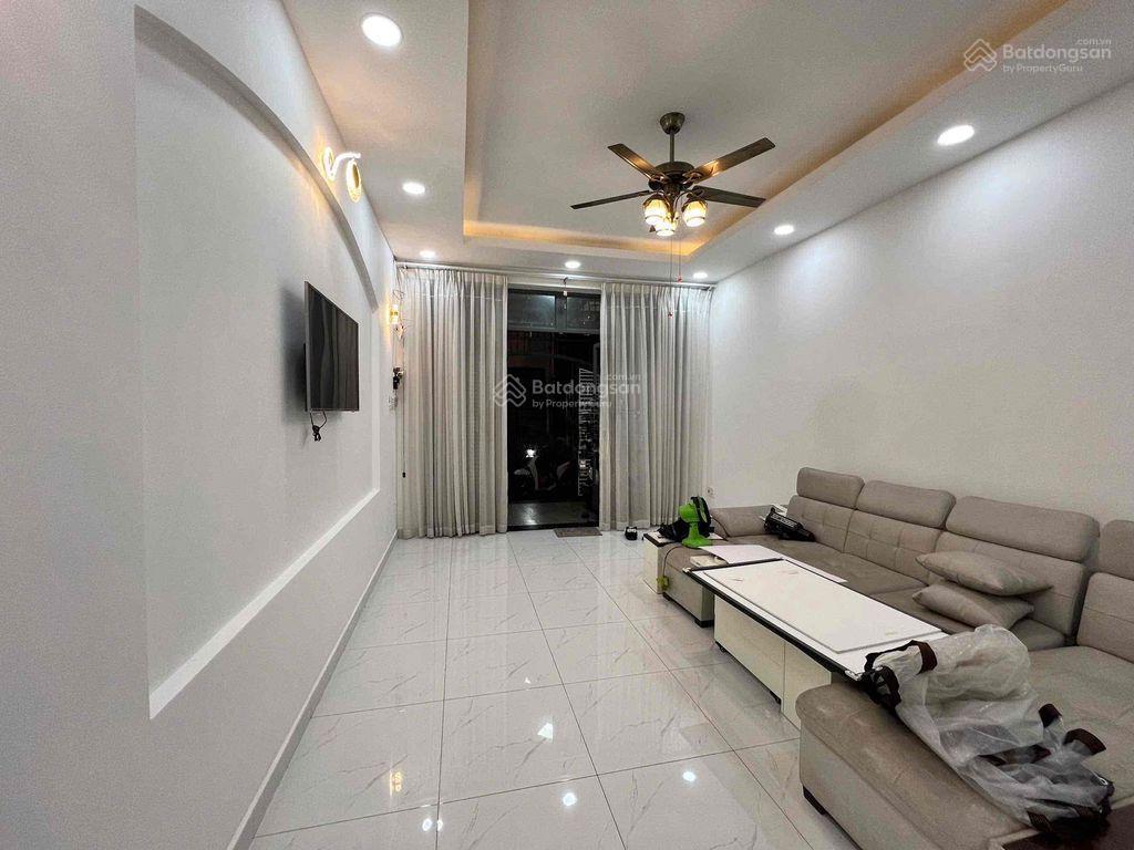 Bán nhà mới  hxh  đào duy anh  phú nhuận  64m2  4 tầng