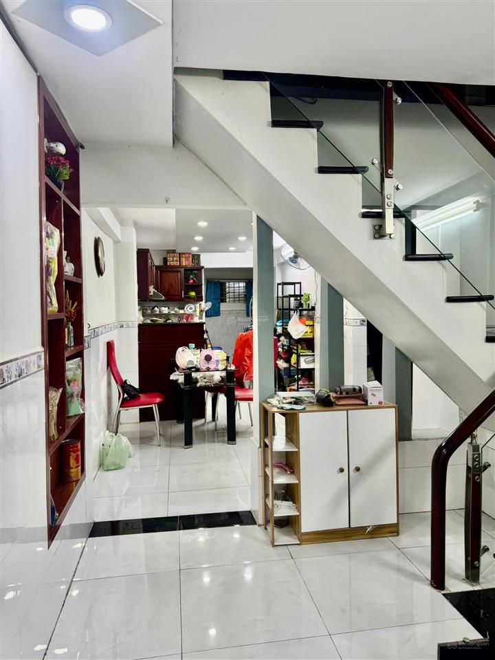 Bán nhà 694/ nguyễn kiệm, phường 4, quận phú nhuận 75,8m2 1 lầu