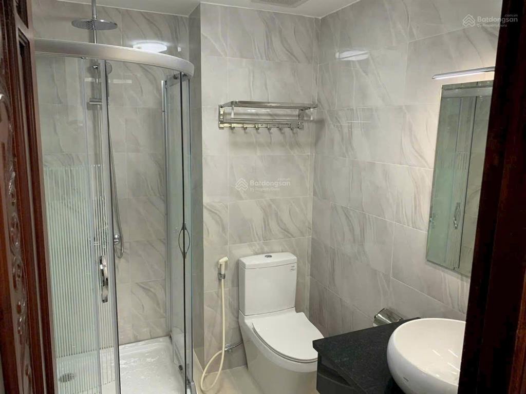 Cho thuê nhà lớn sư vạn hạnh  quận 10  7,2x16m  4 tầng  gần vạn hạnh mall