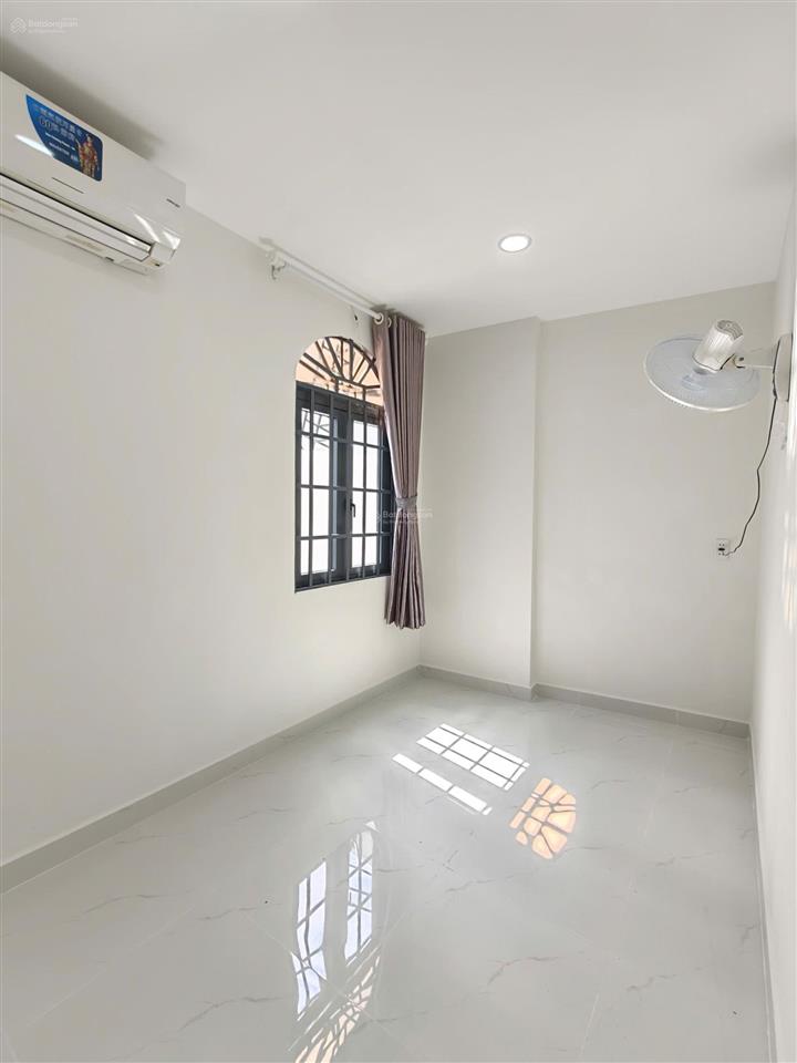 Bán nhà 318/phan văn trị, p11, bình thạnh  2 lầu 4pn