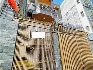 Dt to ngang lớn hxh cách 1 căn ra mặt tiền sát sân bay dòng tiền 40tr/tháng