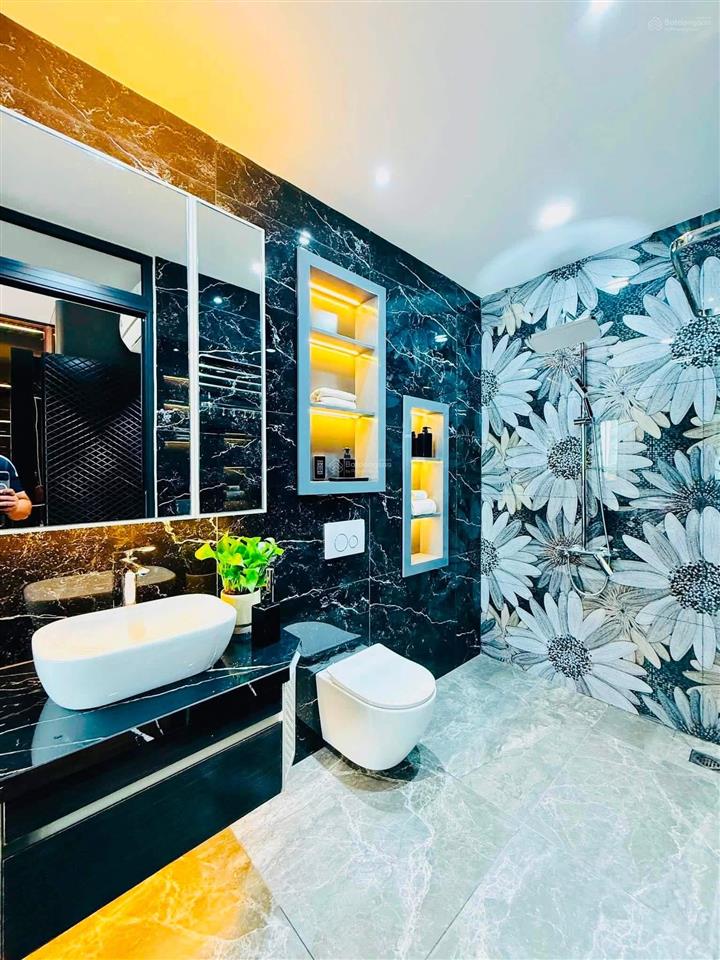 Siêu phẩm luxury nhà phố có thang máy đường xe hơi 6m ngay công viên làng hoa gò vấp