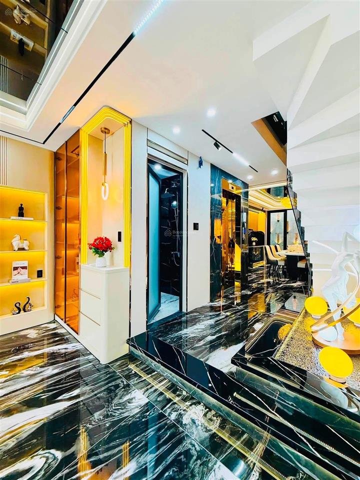 Siêu phẩm luxury nhà phố có thang máy đường xe hơi 6m ngay công viên làng hoa gò vấp