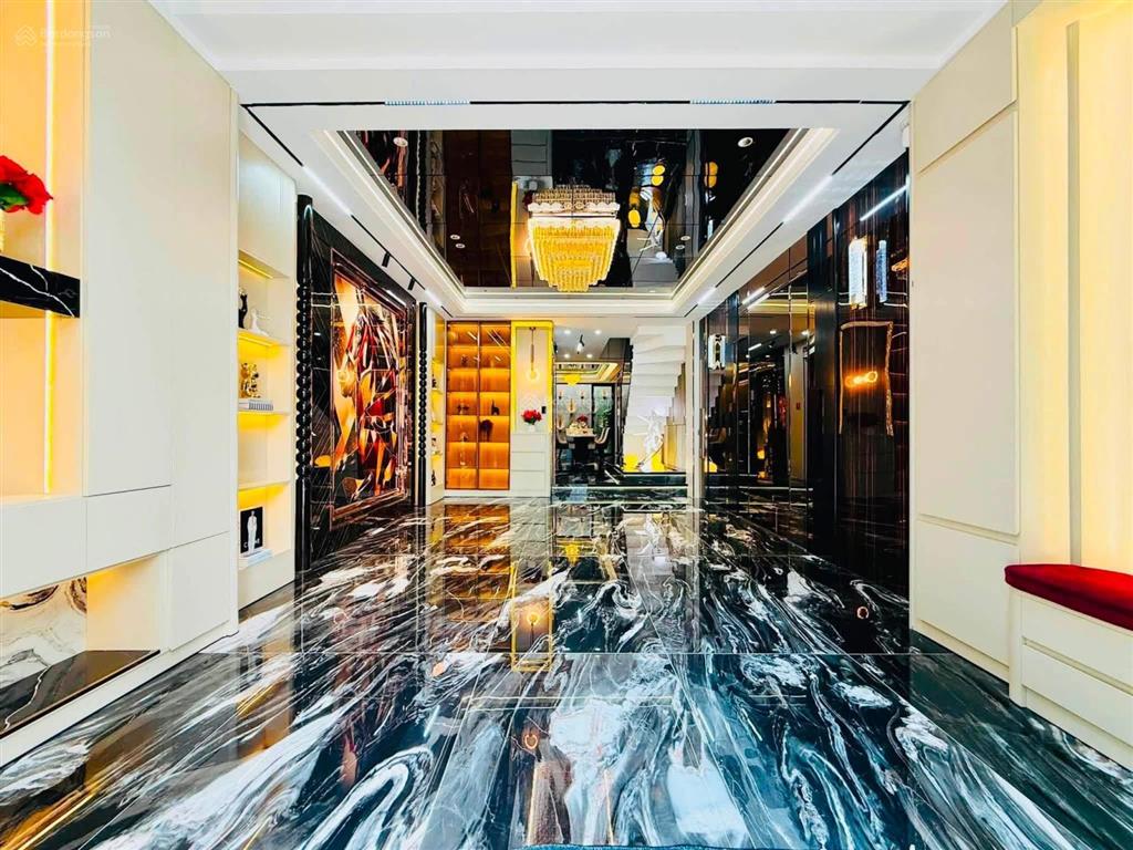 Siêu phẩm luxury nhà phố có thang máy đường xe hơi 6m ngay công viên làng hoa gò vấp