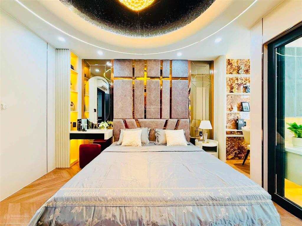 Siêu phẩm luxury nhà phố có thang máy đường xe hơi 6m ngay công viên làng hoa gò vấp