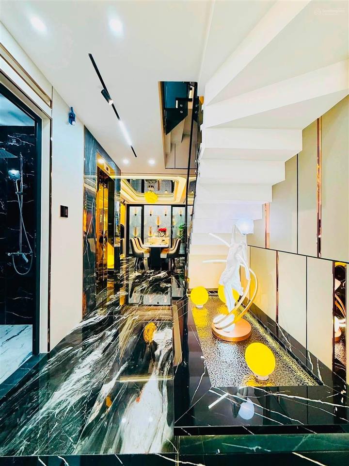 Siêu phẩm luxury nhà phố có thang máy đường xe hơi 6m ngay công viên làng hoa gò vấp