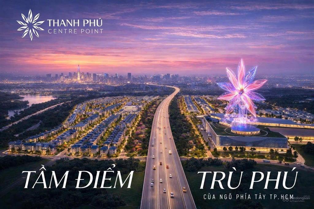Đối diện mega mall  trục đường 32m nối liền eco retreat  trước nhà là bãi đỗ xe