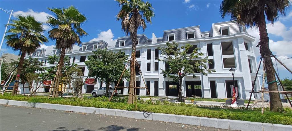 Lô lk giá tốt trong khu vực, chỉ loanh quanh 2,4 tỷ sổ sẵn sang tên, đầu tư đón sóng cực kỳ tốt