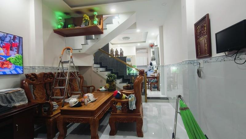 Bán nhà  đường 109, Phước Long B, Q9, Thủ Đức, TP HCM. DT 58m2, 4 tầng, giá 6,76  tỷ.