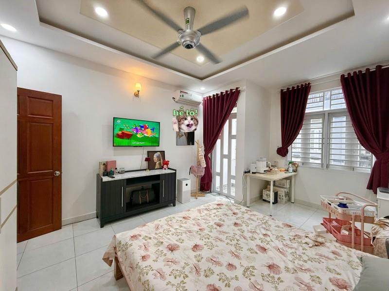 Bán nhà 3 tầng Quốc Lộ 13, Hiệp Bình Phước, Thủ Đức, 56m2, 3PN, Sổ hồng riêng, giá 7,45 