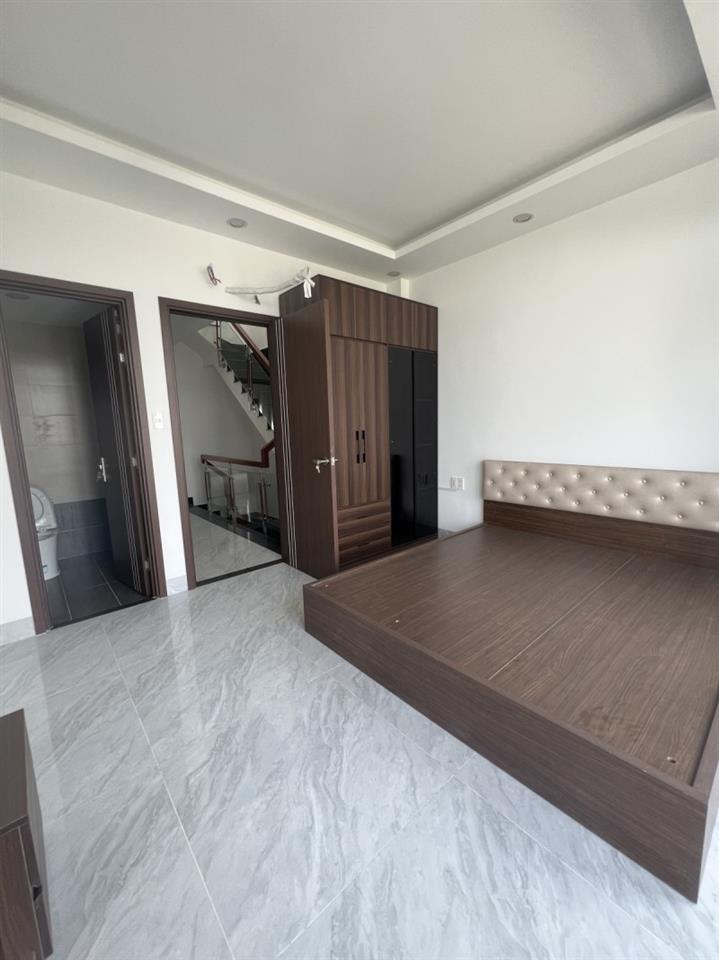 Bán nhà 4 tầng 60m2 đường số 5, Linh Tây, Thủ Đức, TP HCM. sổ hồng riêng. Giá 8,9 tỷ.