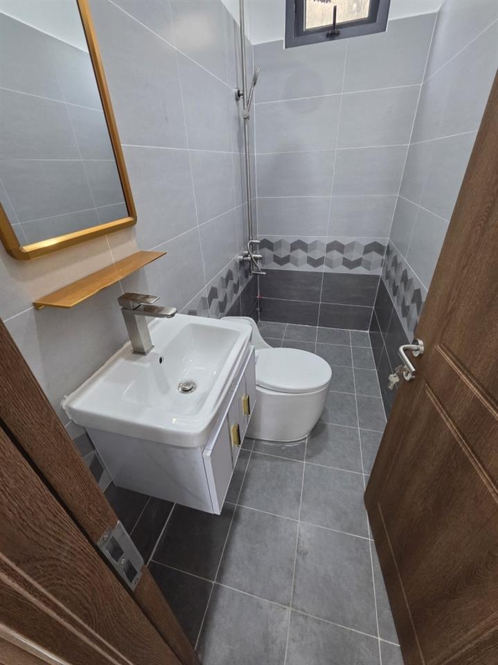 Bán nhà 4 tầng 60m2 đường số 5, Linh Tây, Thủ Đức, TP HCM. sổ hồng riêng. Giá 8,9 tỷ.