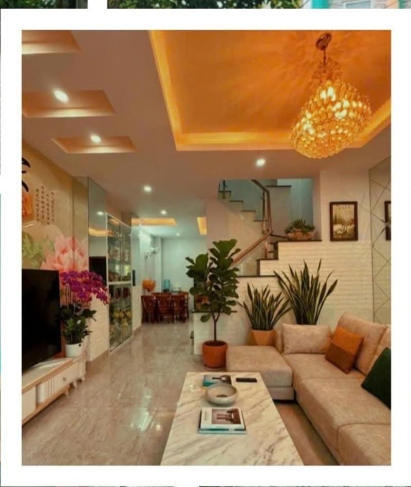 Bán nhà 4 tầng Đường số 7, Tam Bình, Thủ Đức, TP HCM. DT 82m2, sổ hồng riêng, giá 7.68 tỷ.