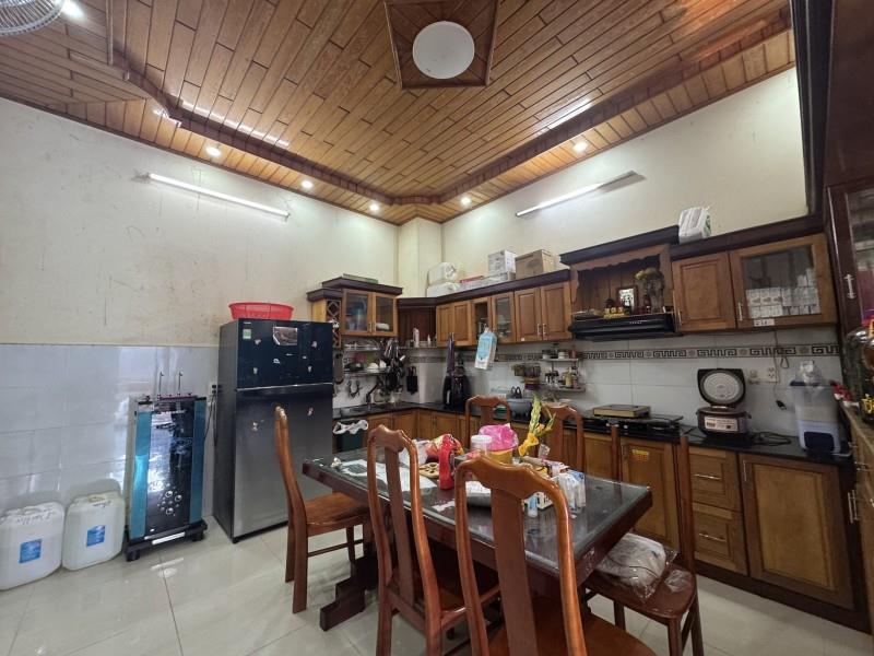 Bán nhà 134m2 đường Man Thiện, Tăng Nhơn Phú A, Q9, Thủ Đức, TP HCM, 3 tầng, giá 10,5 tỷ,