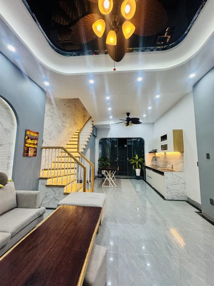 Bán nhà 4 tầng, 50m2, đường Nguyễn Duy Trinh, Q9, Thủ Đức, TP HCM,  sổ hồng riêng, giá