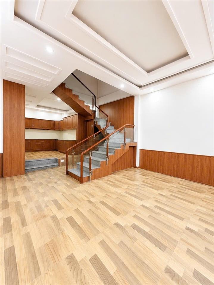 Bán nhà 3 tầng đường Cây Keo, Tam Bình, Thủ Đức, TP HCM. DT 62m2, sổ hồng riêng, giá 5,48