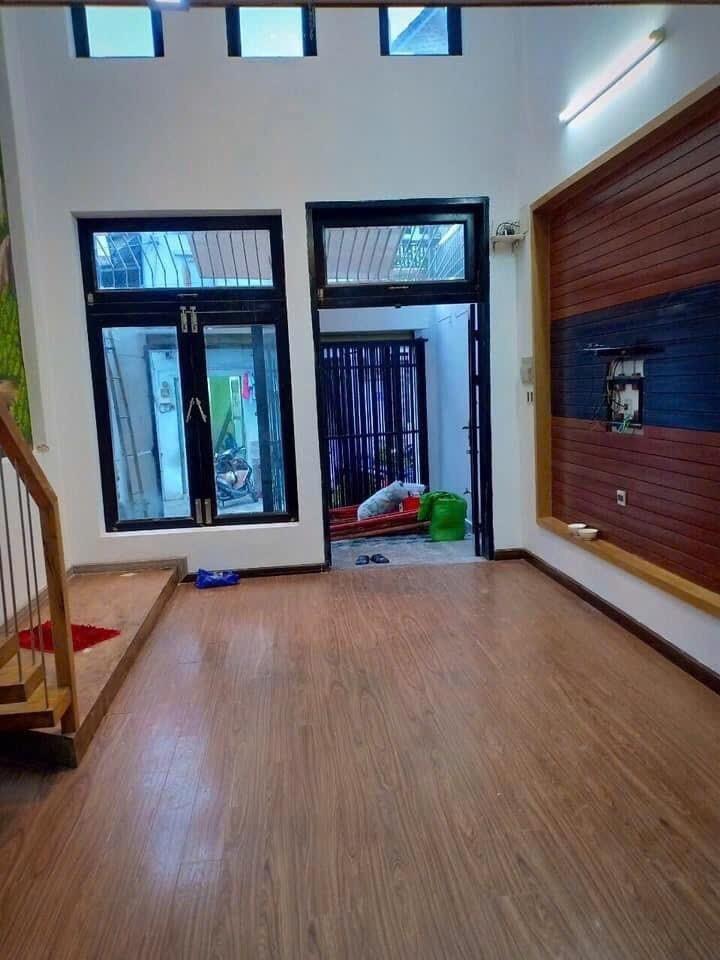 Bán nhà 2 tầng đường Số 9, Linh Xuân, Thủ Đức, TP HCM. DT 65m2, sổ hồng riêng, giá 4.68 