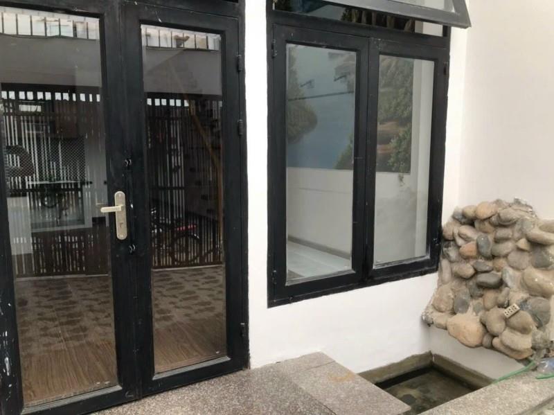 Bán nhà 2 tầng đường Số 9, Linh Xuân, Thủ Đức, TP HCM. DT 65m2, sổ hồng riêng, giá 4.68 
