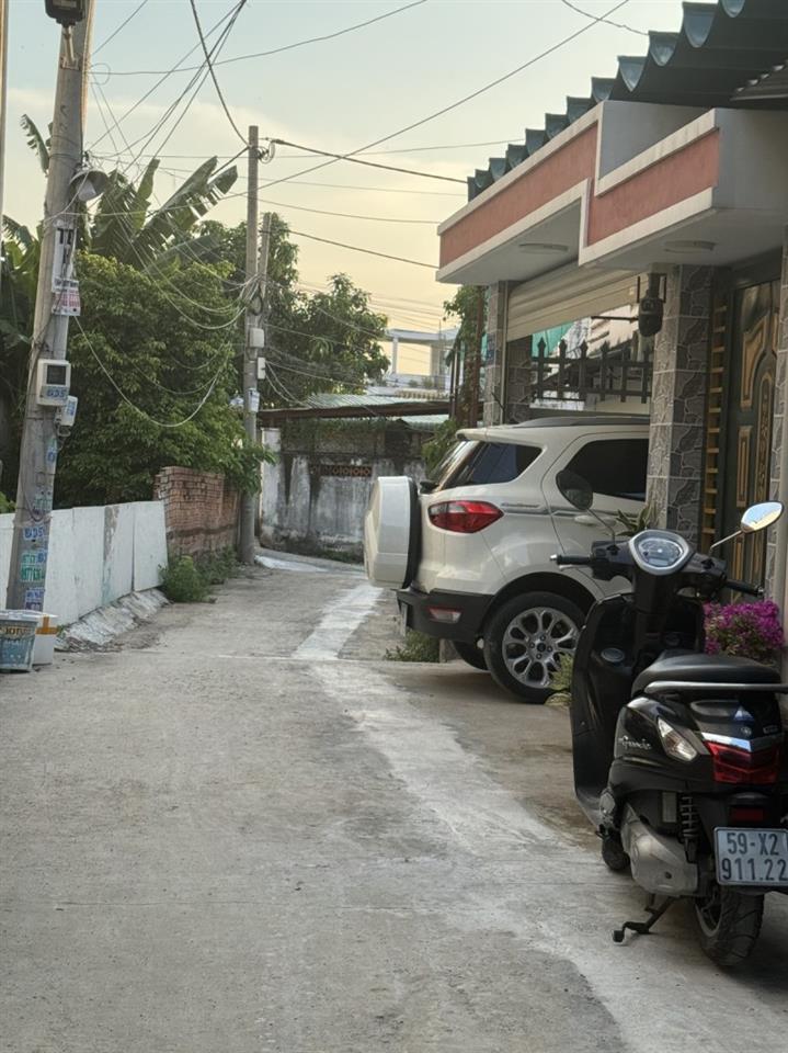 Bán nhà đường số 9, Trường Thọ, Thủ Đức, TP HCM. DT 80m2 , giá 5,09 tỷ, sổ hồng riêng.