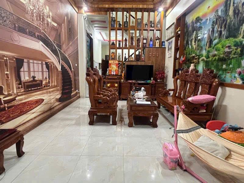 Bán nhà 4 tầng Đường số 6, Linh Xuân, Thủ Đức, TP HCM. DT 104m2, sổ hồng riêng, giá 6,38