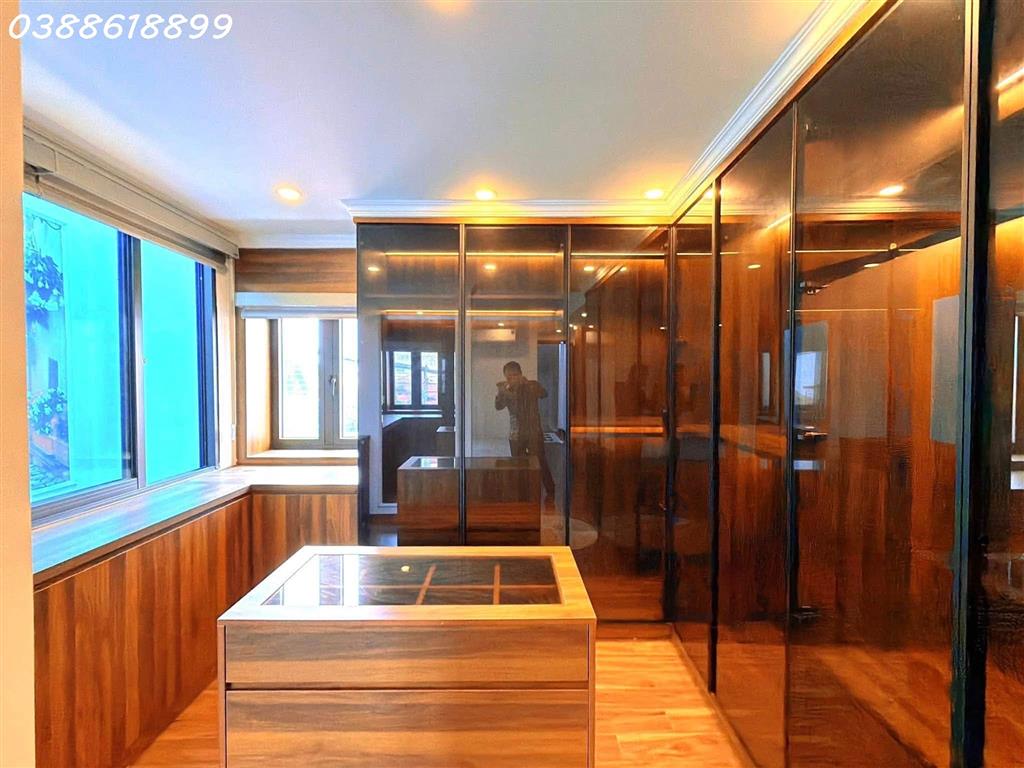 NHÀ ĐẸP PHỐ NGỌC KHÁNH, BA ĐÌNH - 55M2 - 6 TẦNG THANG MÁY - MT 4.6M
