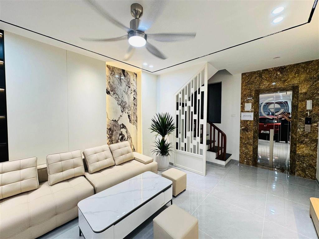 NHÀ ĐẸP YÊN HÒA, CẦU GIẤY - Ô TÔ TRÁNH - 51M2 - 7 TẦNG THANG MÁY - MT 4.5M