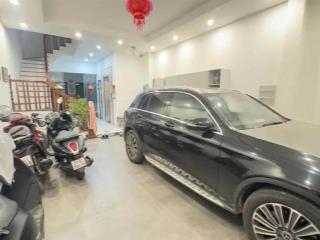 TÒA NHÀ LẠC TRUNG, HAI BÀ TRƯNG – PHÂN LÔ – Ô TÔ TRÁNH – GARA 7 CHỖ – 86M² – 6 TẦNG – MT