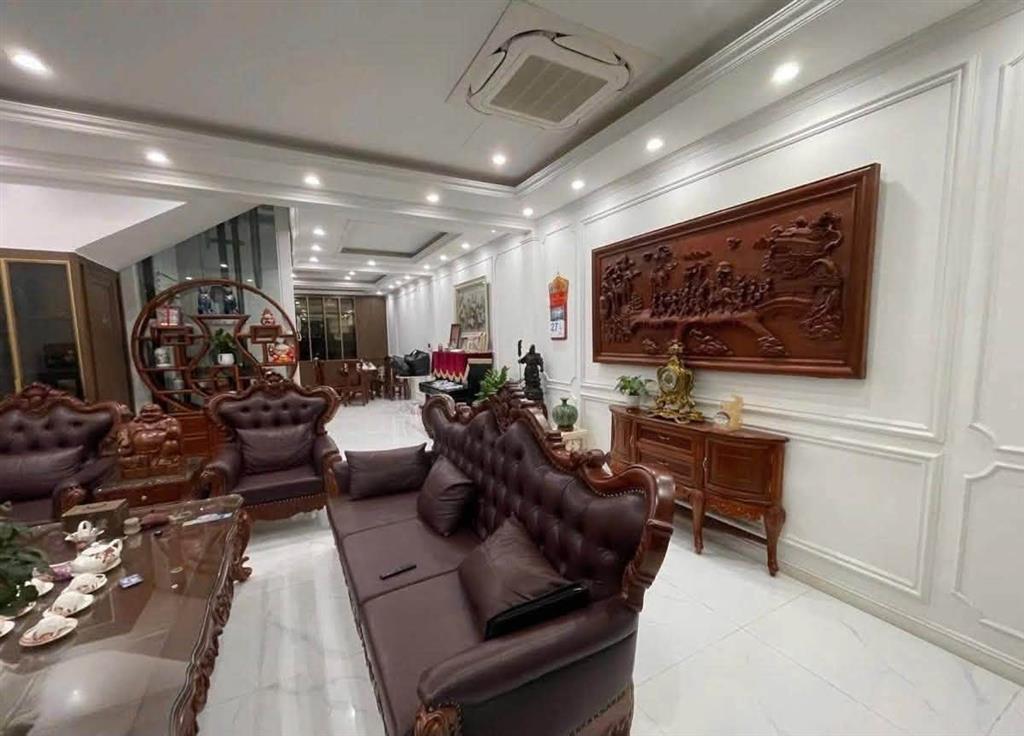 🔥 BIỆT THỰ LIỀN KỀ HOÀNG HOA THÁM – 104M² – 4 TẦNG – MT 5,5M – THANG MÁY – Ô TÔ ĐỖ CỬA –