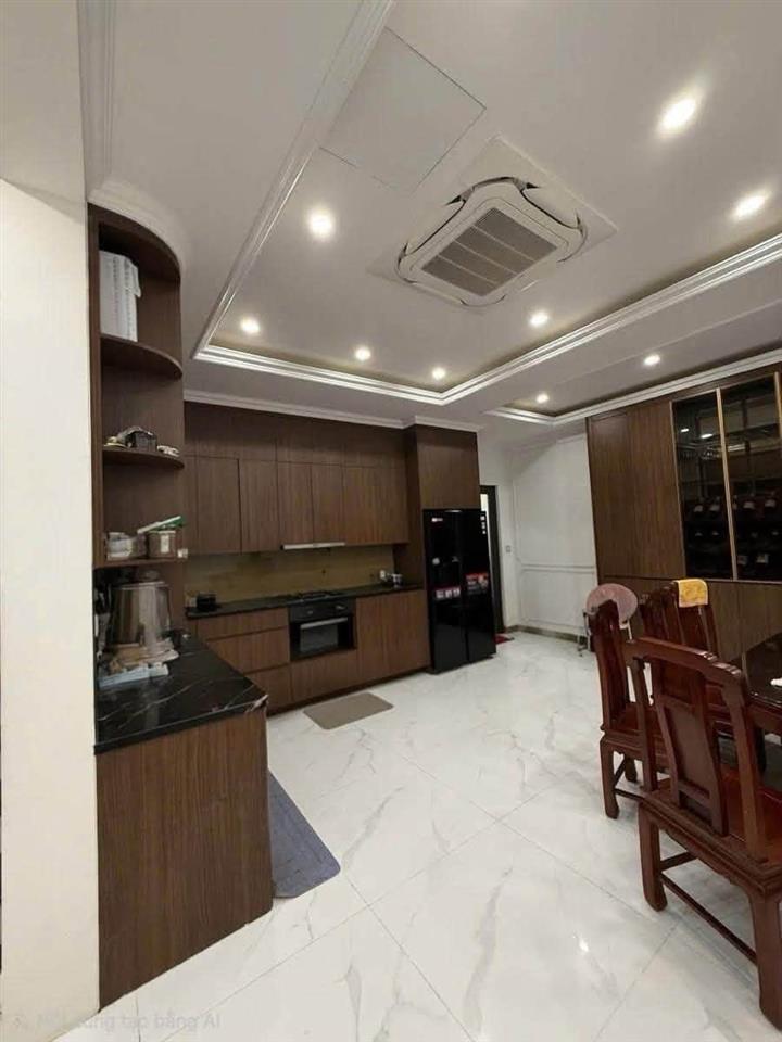 🔥 BIỆT THỰ LIỀN KỀ HOÀNG HOA THÁM – 104M² – 4 TẦNG – MT 5,5M – THANG MÁY – Ô TÔ ĐỖ CỬA –